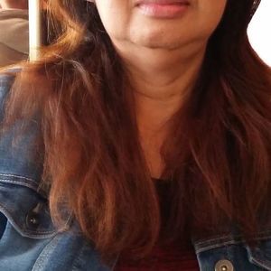 Meet your Posher, Esther